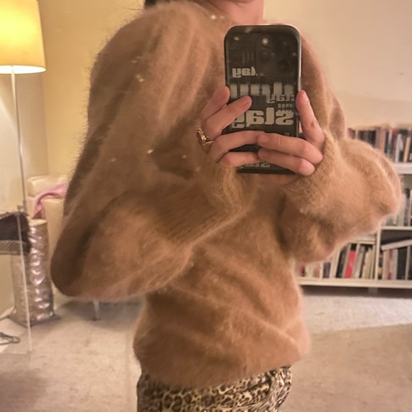 🛑sold 🛑Ulla Johnson angora puffed sleeve sweater size Small in dust rose pink - Picture 2 of 6